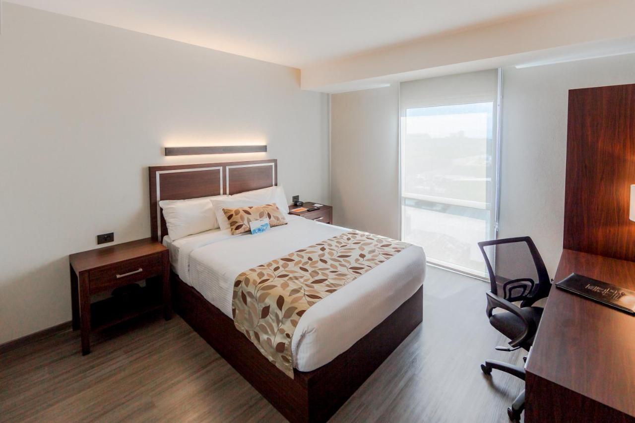 Sleep Inn Guadalajara Galerías Bagian luar foto