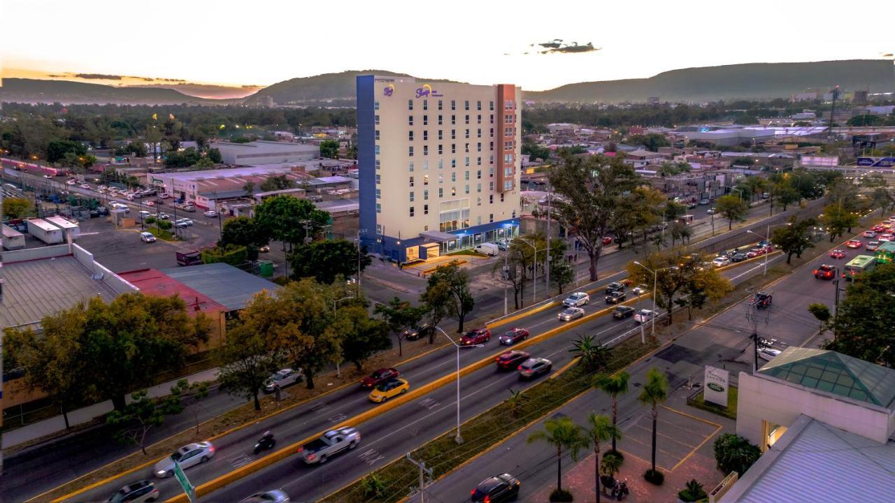 Sleep Inn Guadalajara Galerías Ciudad Granja Bagian luar foto