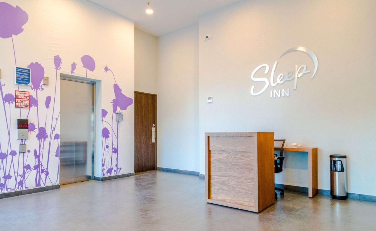 Sleep Inn Guadalajara Galerías Bagian luar foto
